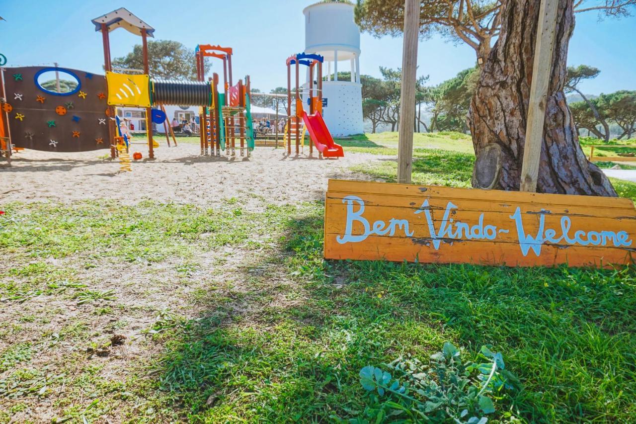 Oasis Backpackers Hostel Sintra Surf Colares Bagian luar foto