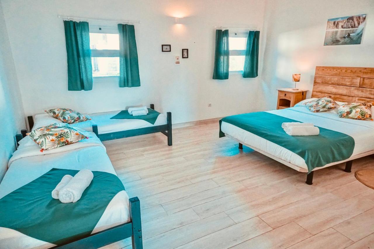 Oasis Backpackers Hostel Sintra Surf Colares Bagian luar foto