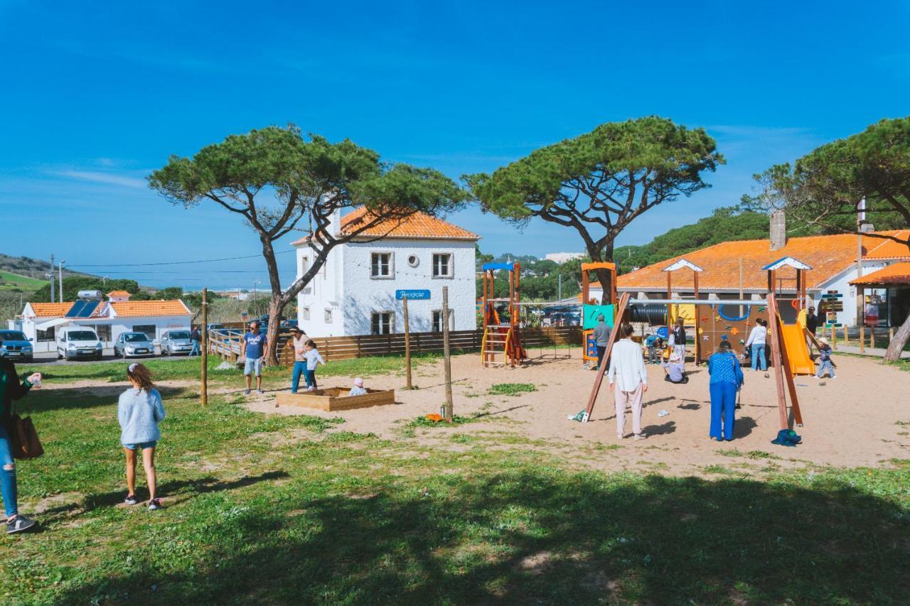 Oasis Backpackers Hostel Sintra Surf Colares Bagian luar foto