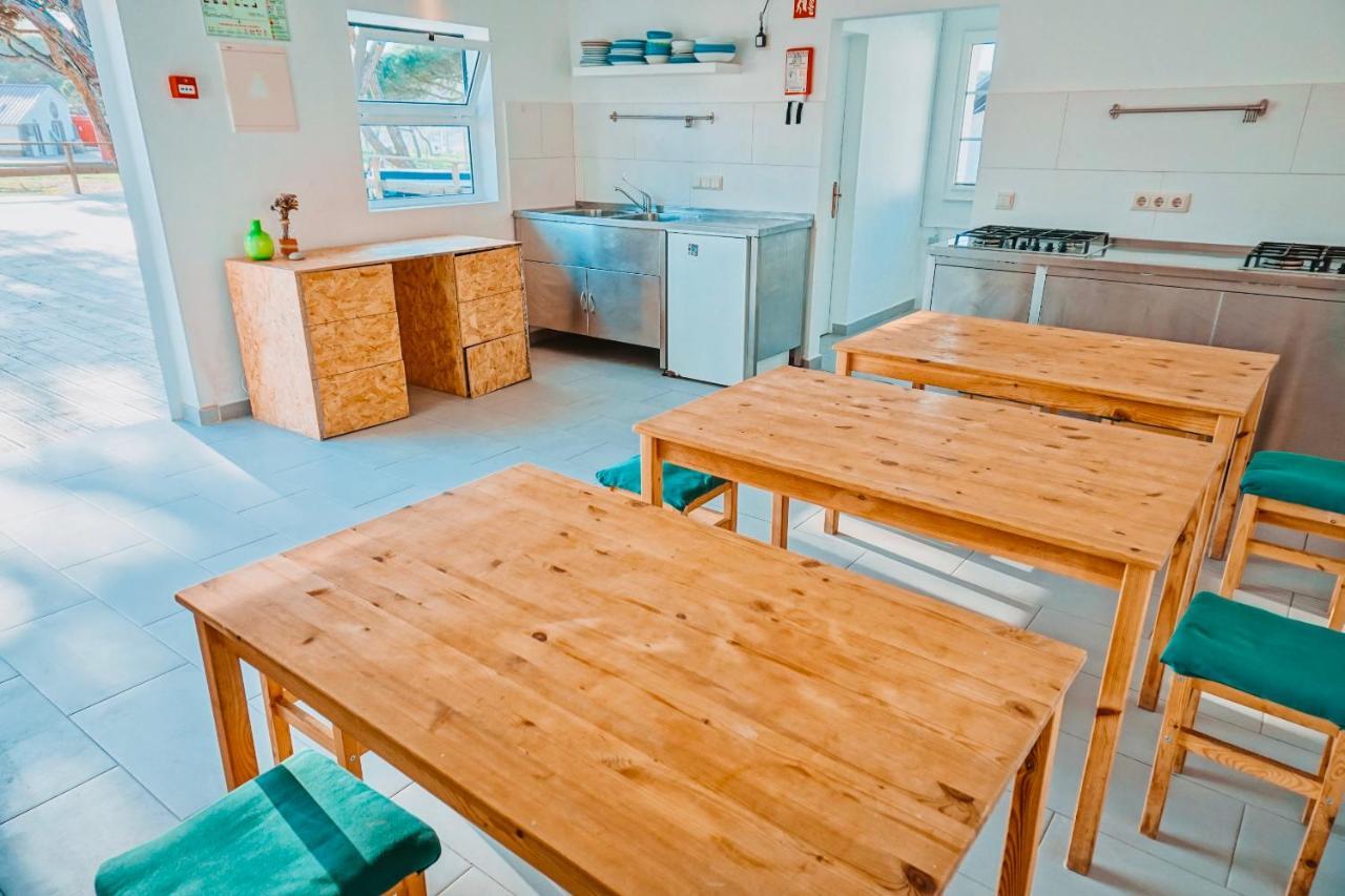Oasis Backpackers Hostel Sintra Surf Colares Bagian luar foto
