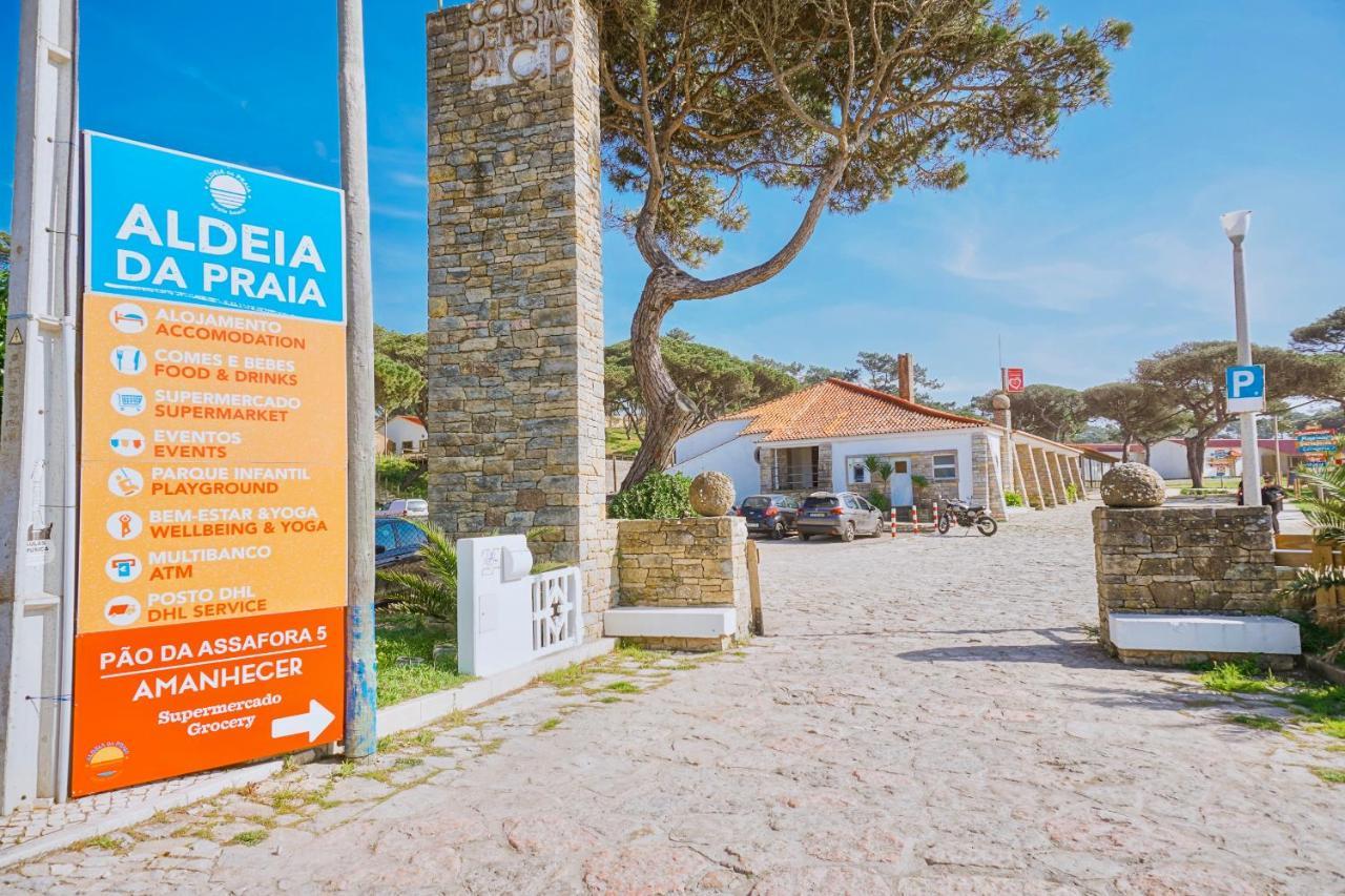 Oasis Backpackers Hostel Sintra Surf Colares Bagian luar foto