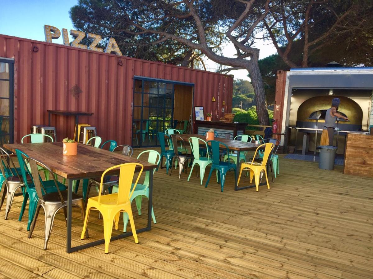 Oasis Backpackers Hostel Sintra Surf Colares Bagian luar foto